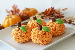 pumpkin-popcorn-balls1